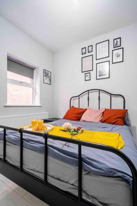 Apartamento Modern Flat In Moseley With Free Parking Birmingam Exterior foto