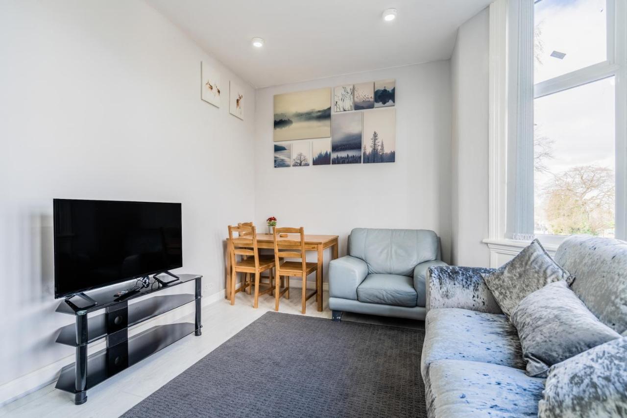 Apartamento Modern Flat In Moseley With Free Parking Birmingam Exterior foto