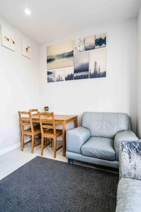 Apartamento Modern Flat In Moseley With Free Parking Birmingam Exterior foto