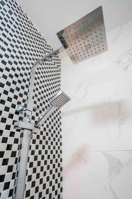 Apartamento Modern Flat In Moseley With Free Parking Birmingam Exterior foto